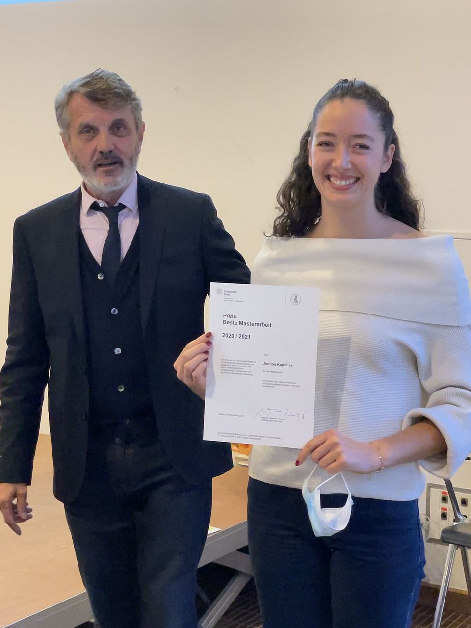 Annina Kapferer und Andreas Beyer Foto Preisträgerin